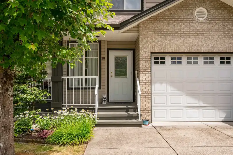 28 11358 COTTONWOOD DRIVE - photo 3 of 40
