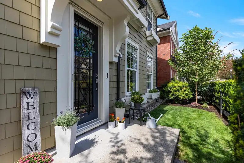 22 19490 FRASER WAY - photo 4 of 40