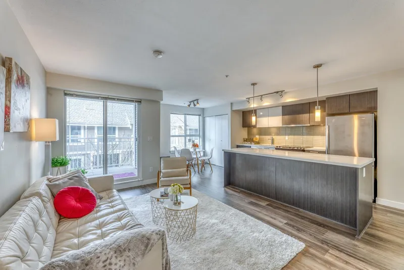 311 618 LANGSIDE AVENUE - photo 3 of 25