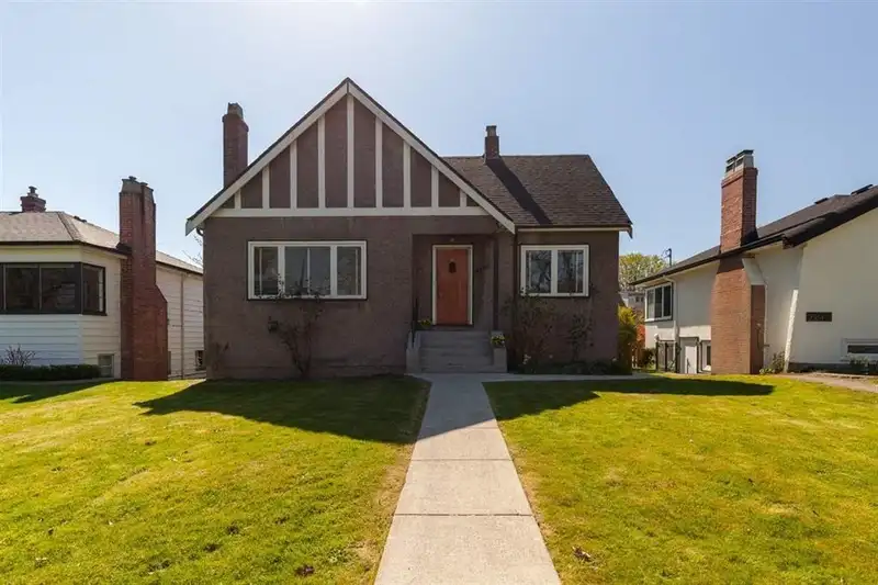 2356 W 13TH AVENUE - photo 1 of 10
