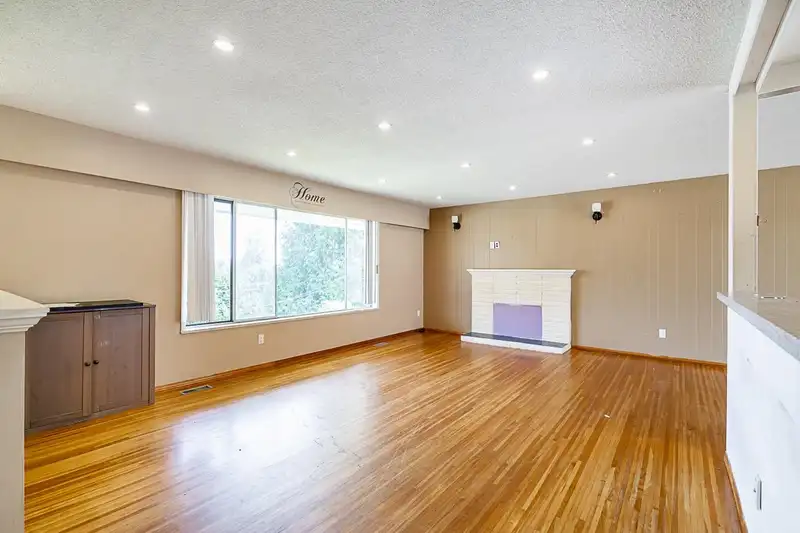 1604 PITT RIVER ROAD - photo 1 of 40
