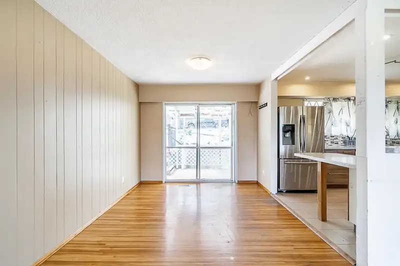 1604 PITT RIVER ROAD - photo 4 of 40