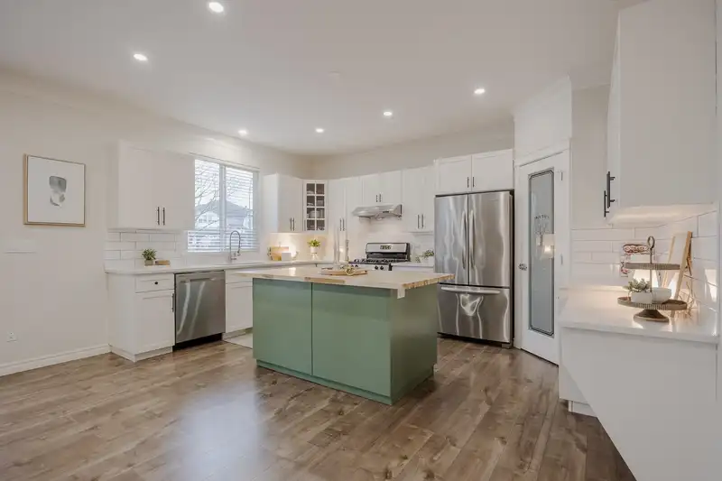 1125 11497 236 STREET - photo 2 of 40