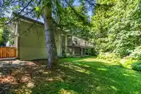 990 JARVIS STREET - thumbnail 32