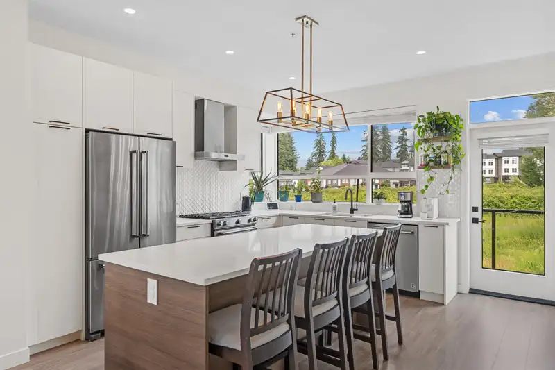 82 20150 81 AVENUE - photo 4 of 40