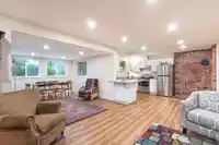 914 GOWER POINT ROAD - thumbnail 27