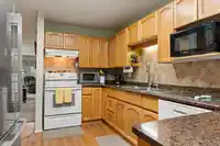 54 3110 TRAFALGAR STREET - thumbnail 14