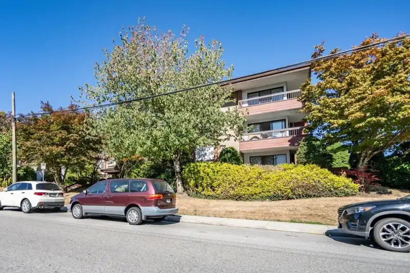 107 7180 LINDEN AVENUE - photo 1 of 30