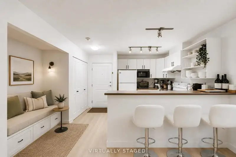 116 14885 105 AVENUE - photo 3 of 34