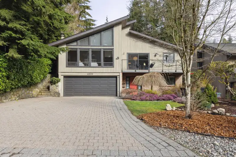 4590 MAPLERIDGE DRIVE - photo 2 of 40