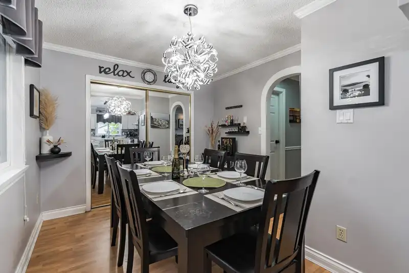 7063 129A STREET - photo 4 of 11