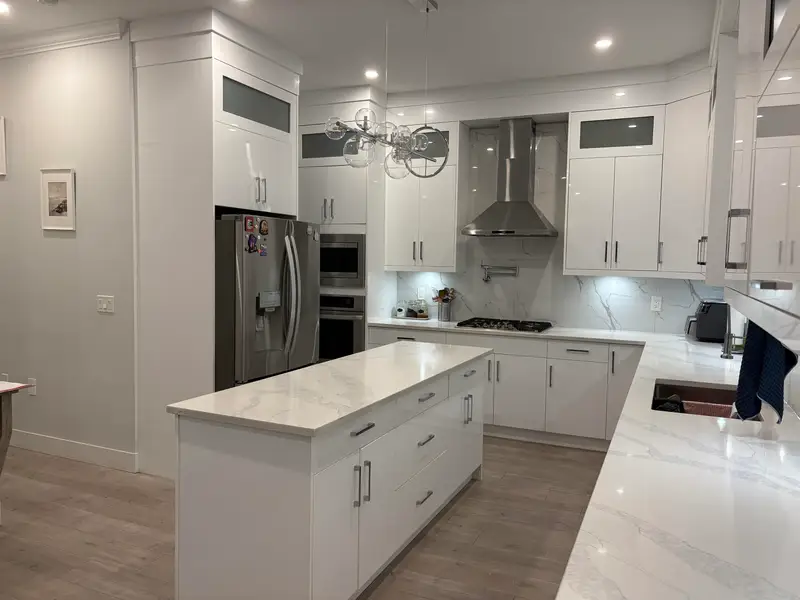 5901 141 STREET - photo 4 of 17