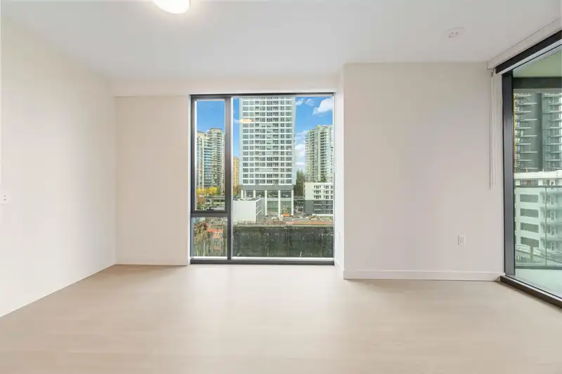 404 5987 WILSON AVENUE - photo 4 of 15