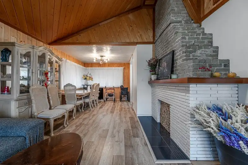 7288 INLET DRIVE - photo 4 of 40