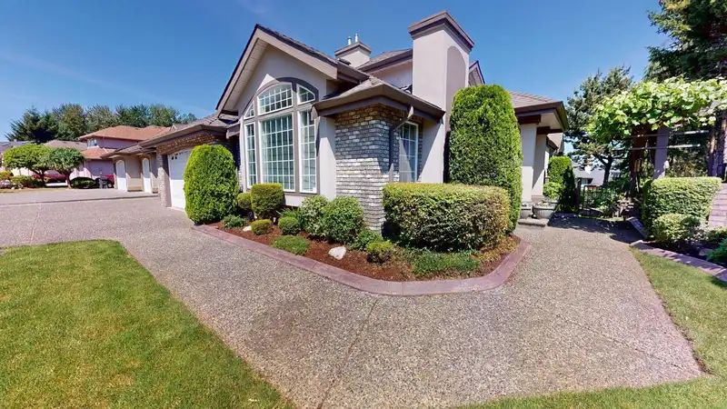 32767 CHILCOTIN DRIVE - photo 2 of 40