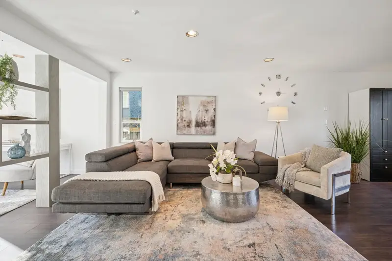 2748 E 23RD AVENUE - photo 3 of 25