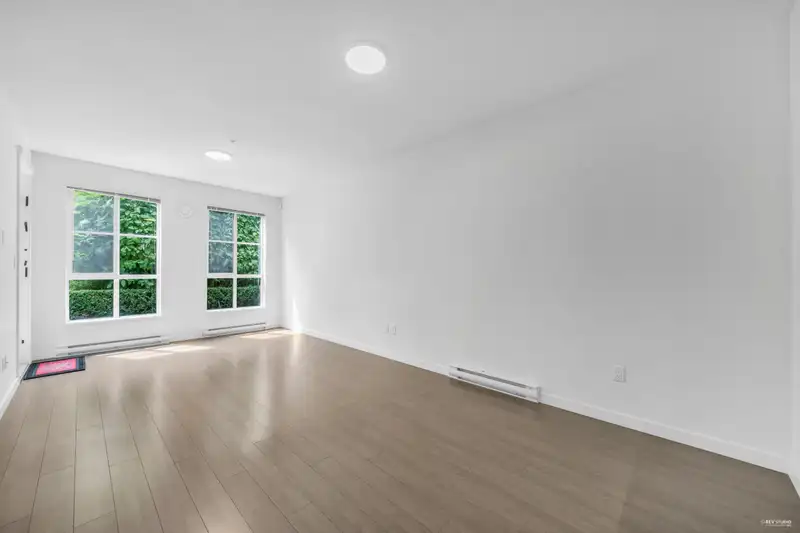 120 15137 33 AVENUE - photo 3 of 29