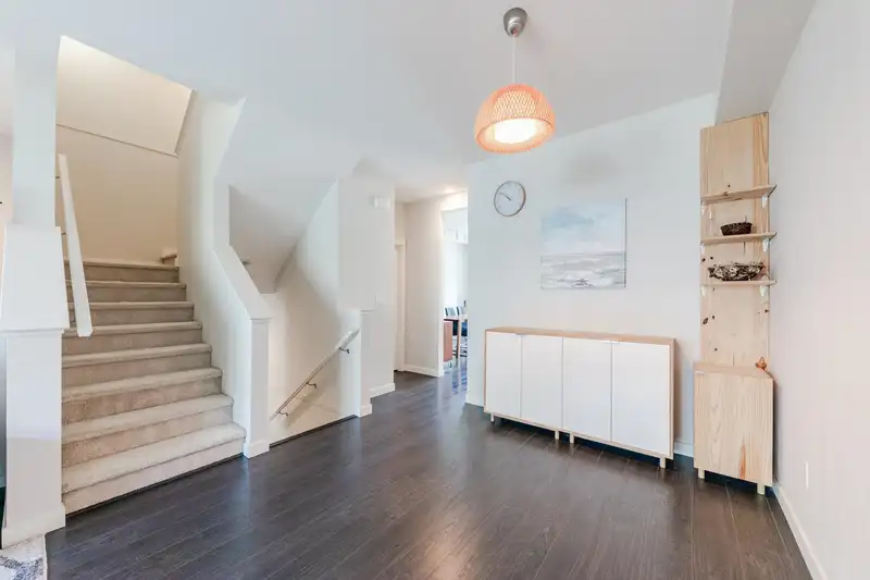 54 5510 ADMIRAL WAY - photo 4 of 40