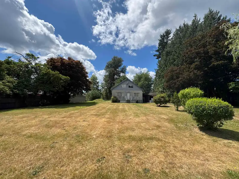 3177 LEFEUVRE ROAD - photo 2 of 11