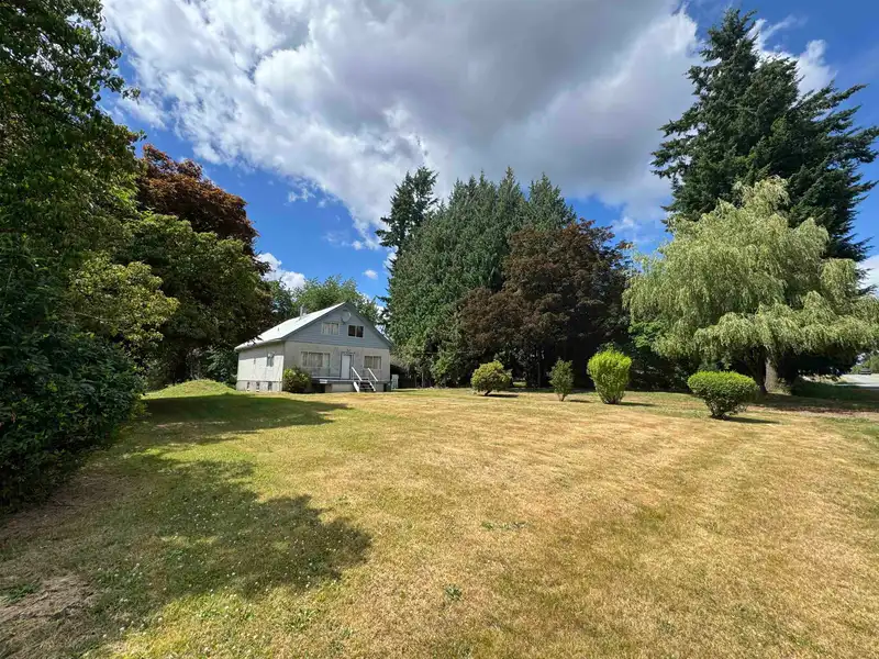 3177 LEFEUVRE ROAD - photo 4 of 11