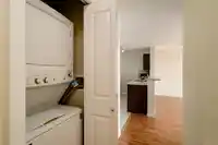 1105 6659 SOUTHOAKS CRESCENT - thumbnail 13