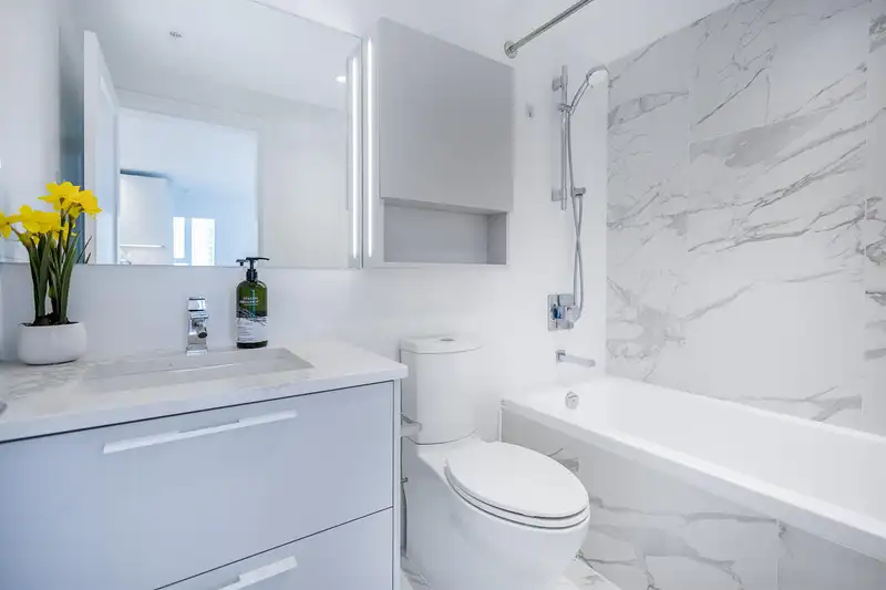 2102 6699 DUNBLANE AVENUE - photo 3 of 15