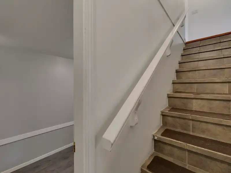 35684 MOORE AVENUE - photo 4 of 40