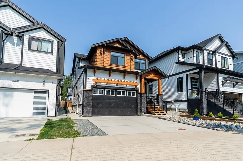 23091 134 LOOP - photo 2 of 25