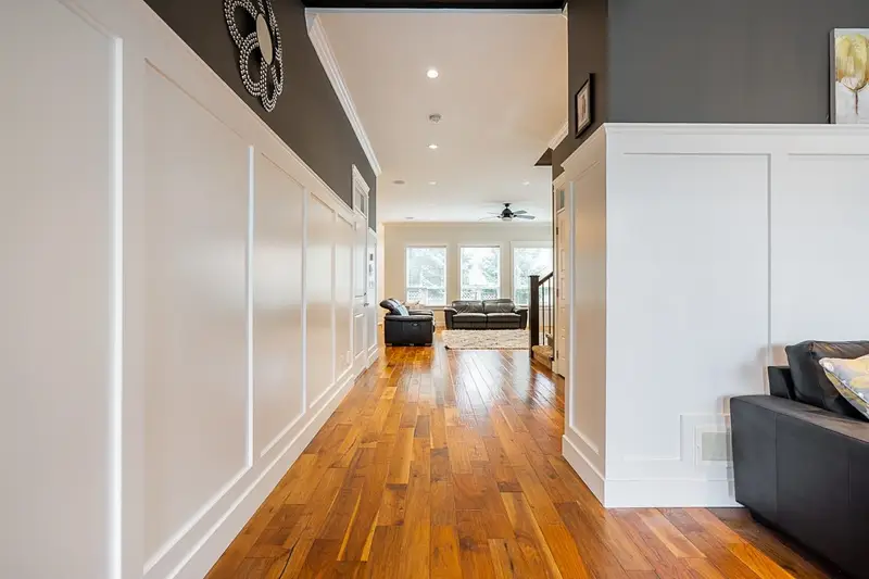 16302 25 AVENUE - photo 4 of 25