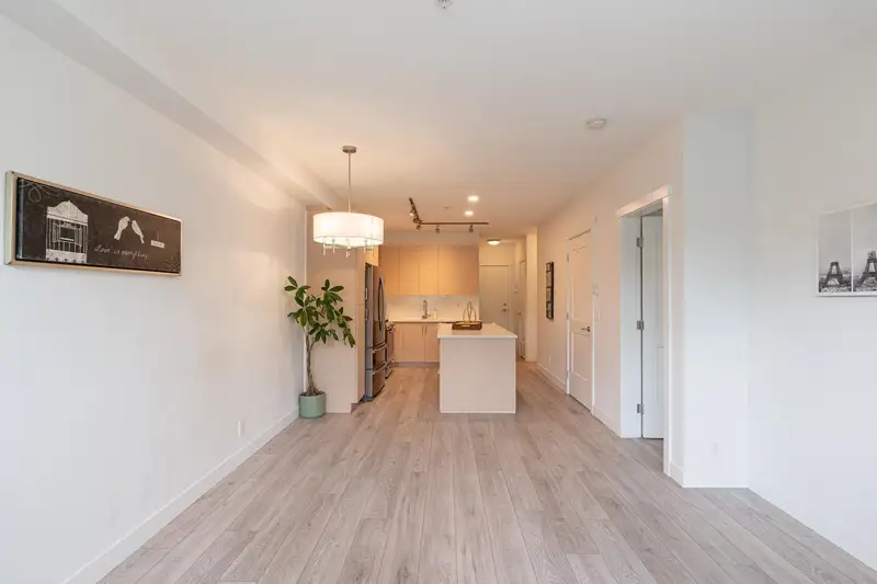 113 20673 78 AVENUE - photo 4 of 16