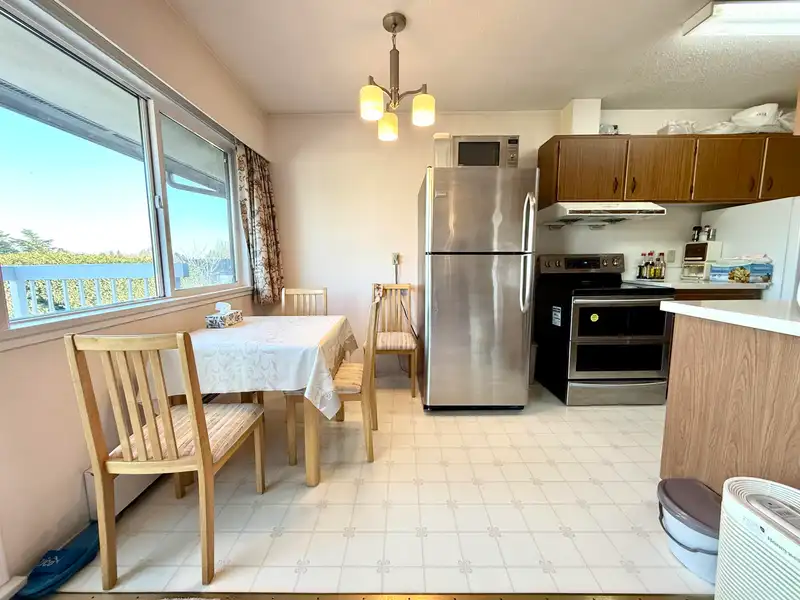 303 8080 RYAN ROAD - photo 4 of 16