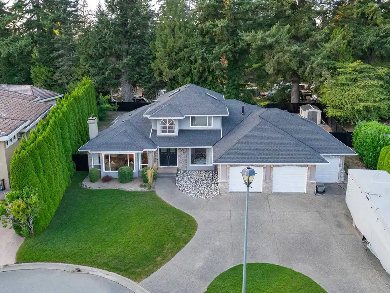 14455 30A AVENUE - photo 4 of 40
