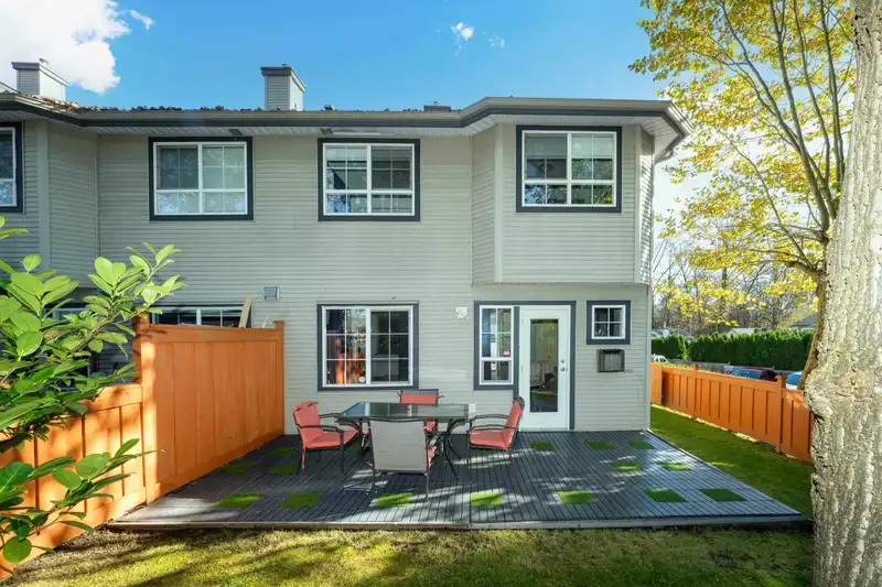 19 11229 232 STREET - photo 4 of 21