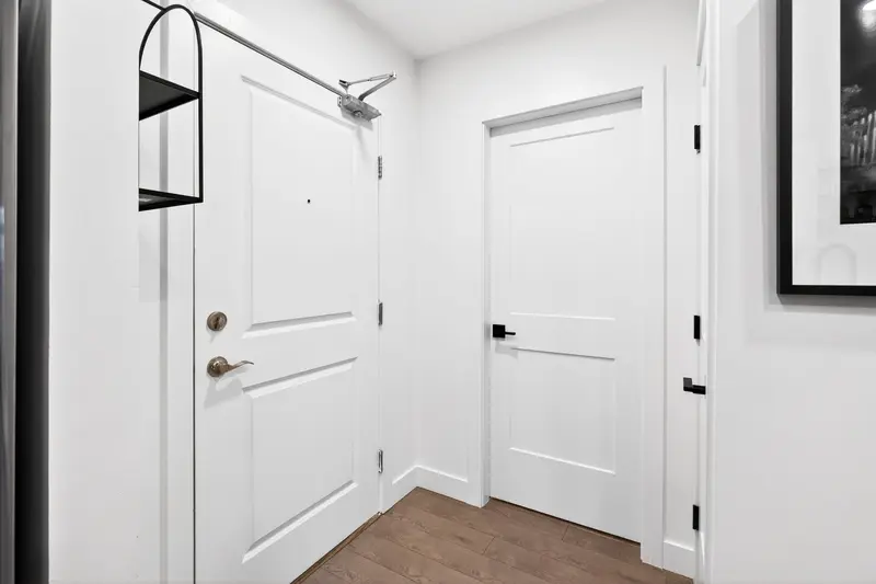 408 20062 FRASER HIGHWAY - photo 4 of 25