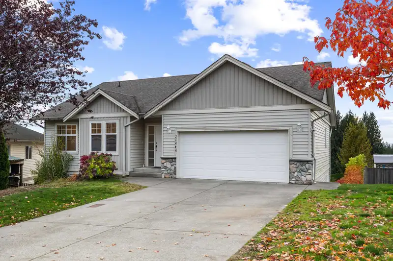 32464 BOBCAT DRIVE - photo 1 of 40