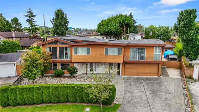 11260 SEACREST ROAD - photo 1 of 40
