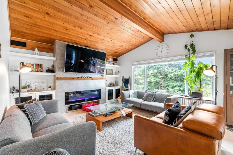 10662 SANTA MONICA PLACE - photo 1 of 25