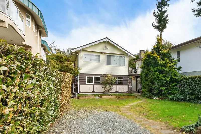 866 FINLAY STREET - photo 1 of 1