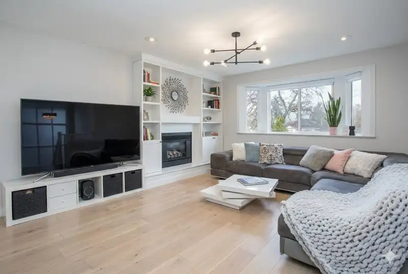 1278 E 13TH AVENUE - photo 3 of 40