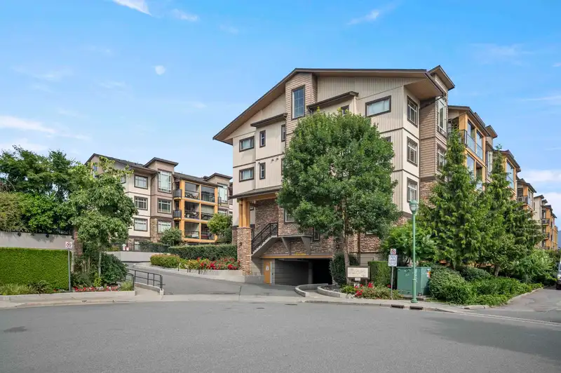 403 12655 190A STREET - photo 2 of 29