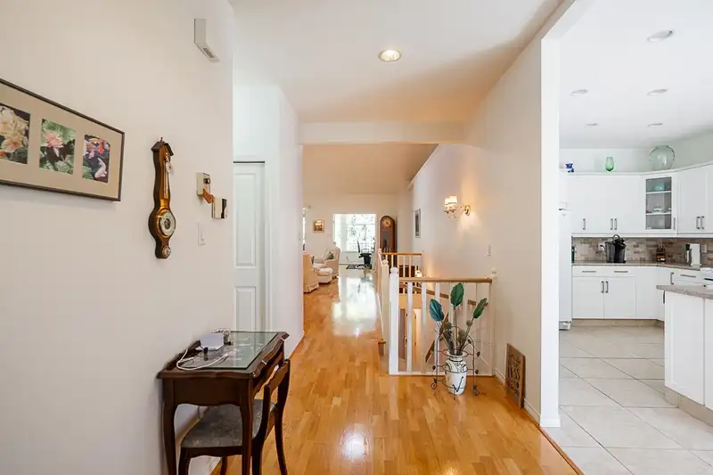 95 2533 152 STREET - photo 4 of 39