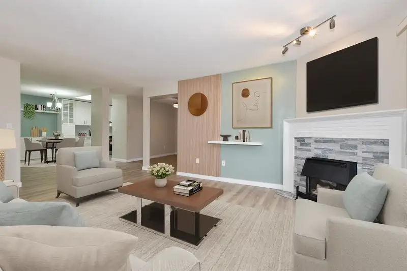 304 32669 GEORGE FERGUSON WAY - photo 4 of 33