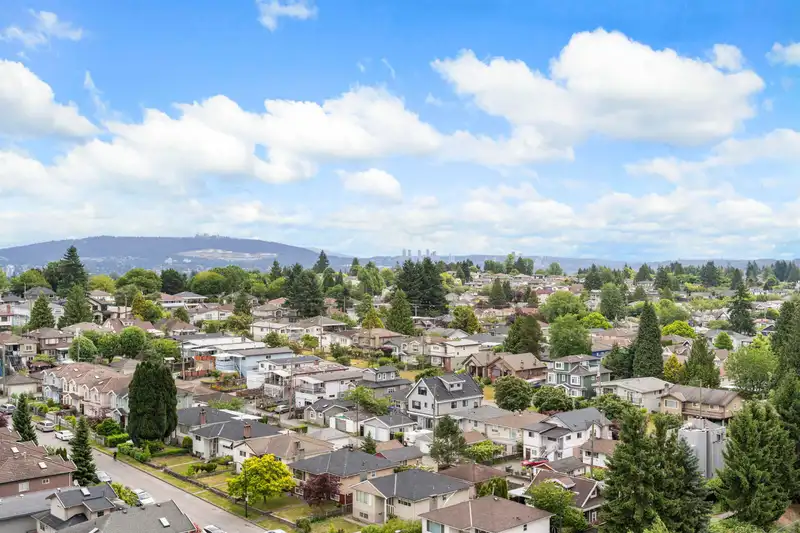 1606 3438 VANNESS AVENUE - photo 3 of 30