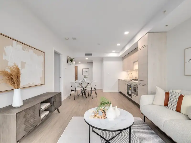 3101 4458 BERESFORD STREET - photo 4 of 29