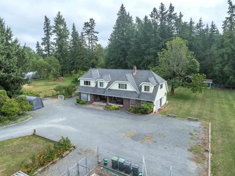 2572 204 STREET - photo 3 of 40