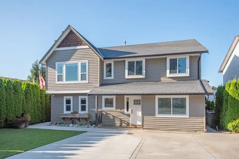 26573 29B AVENUE - photo 1 of 40