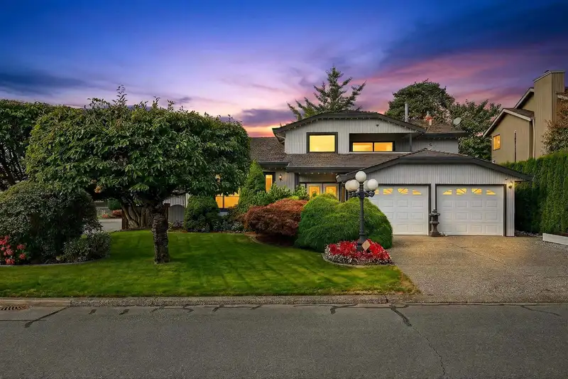 7777 STAMFORD PLACE - photo 1 of 38