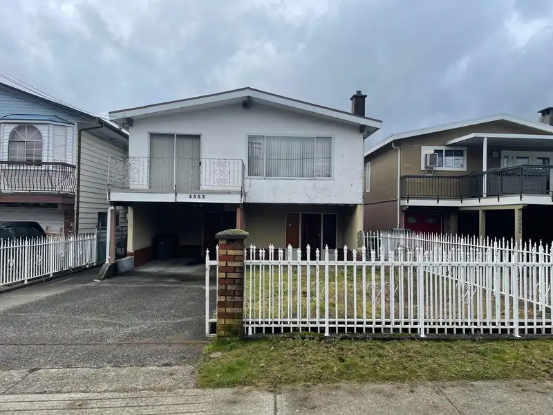 4563 EARLES STREET - photo 1 of 8
