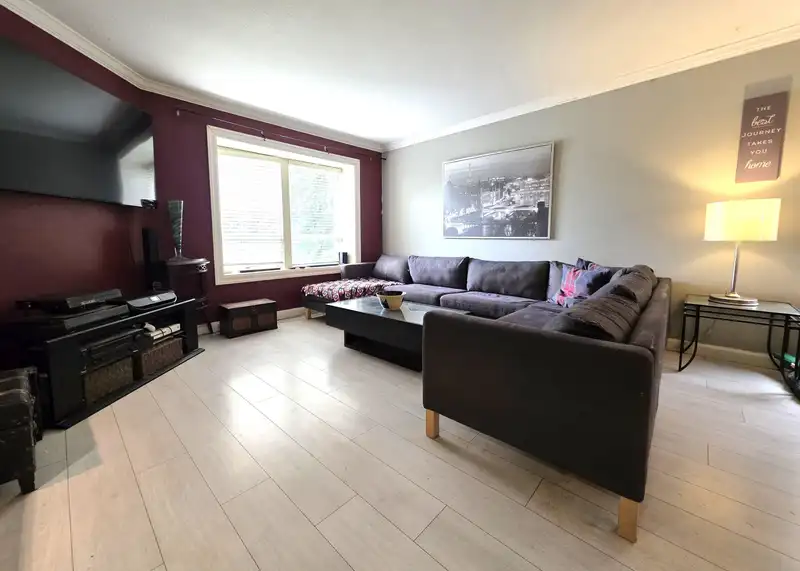 12033 206B STREET - photo 3 of 26