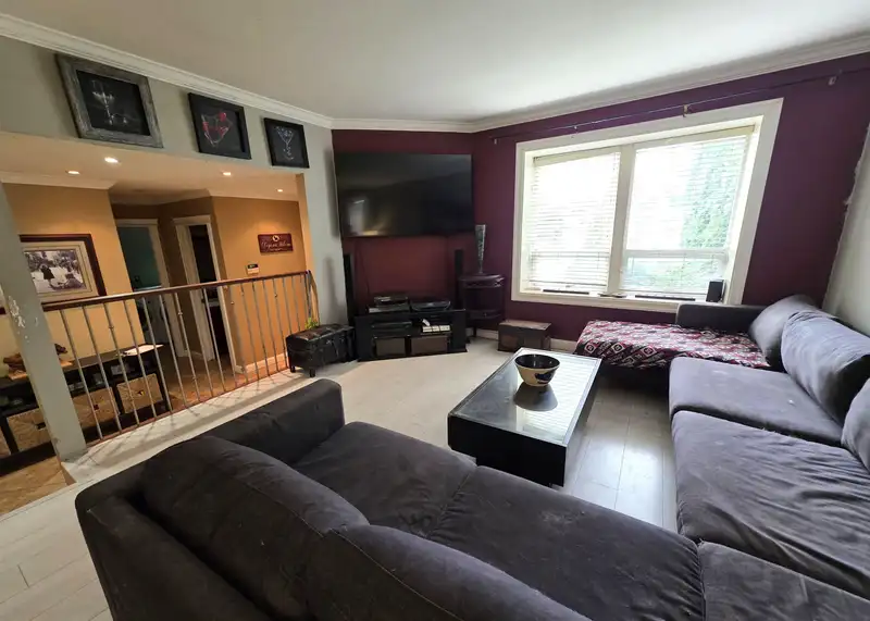12033 206B STREET - photo 4 of 26